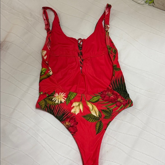 Agua Bendita Pink Floral Swimwear - Picture 2 of 4